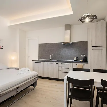 Max 14 Apartamento